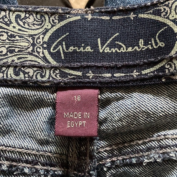 Gloria Vanderbilt Jean capris size 16 - Picture 3 of 5